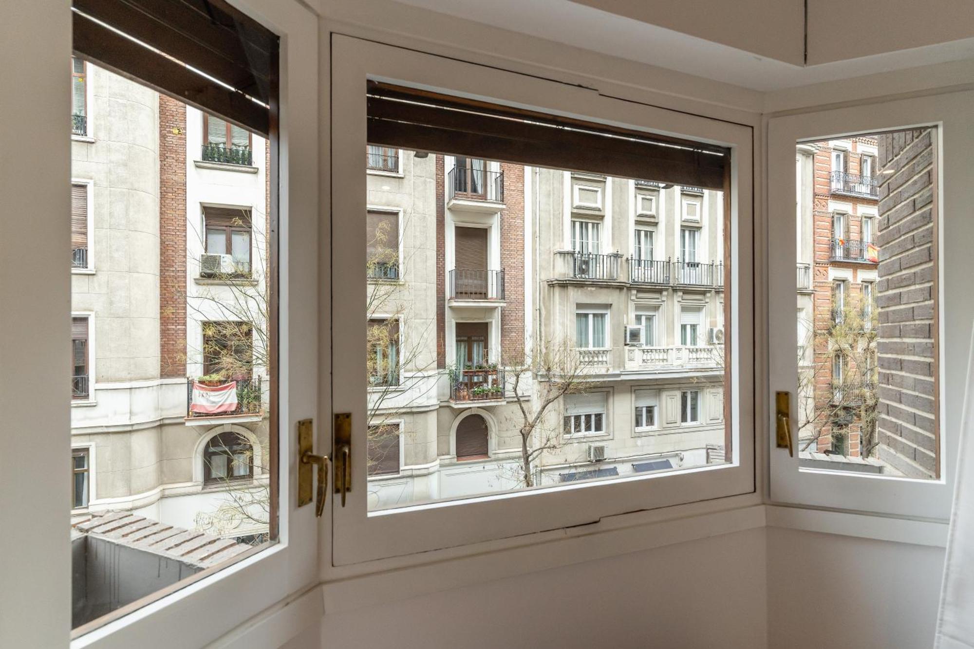 Cozy With Pool-salamanca Apartamento